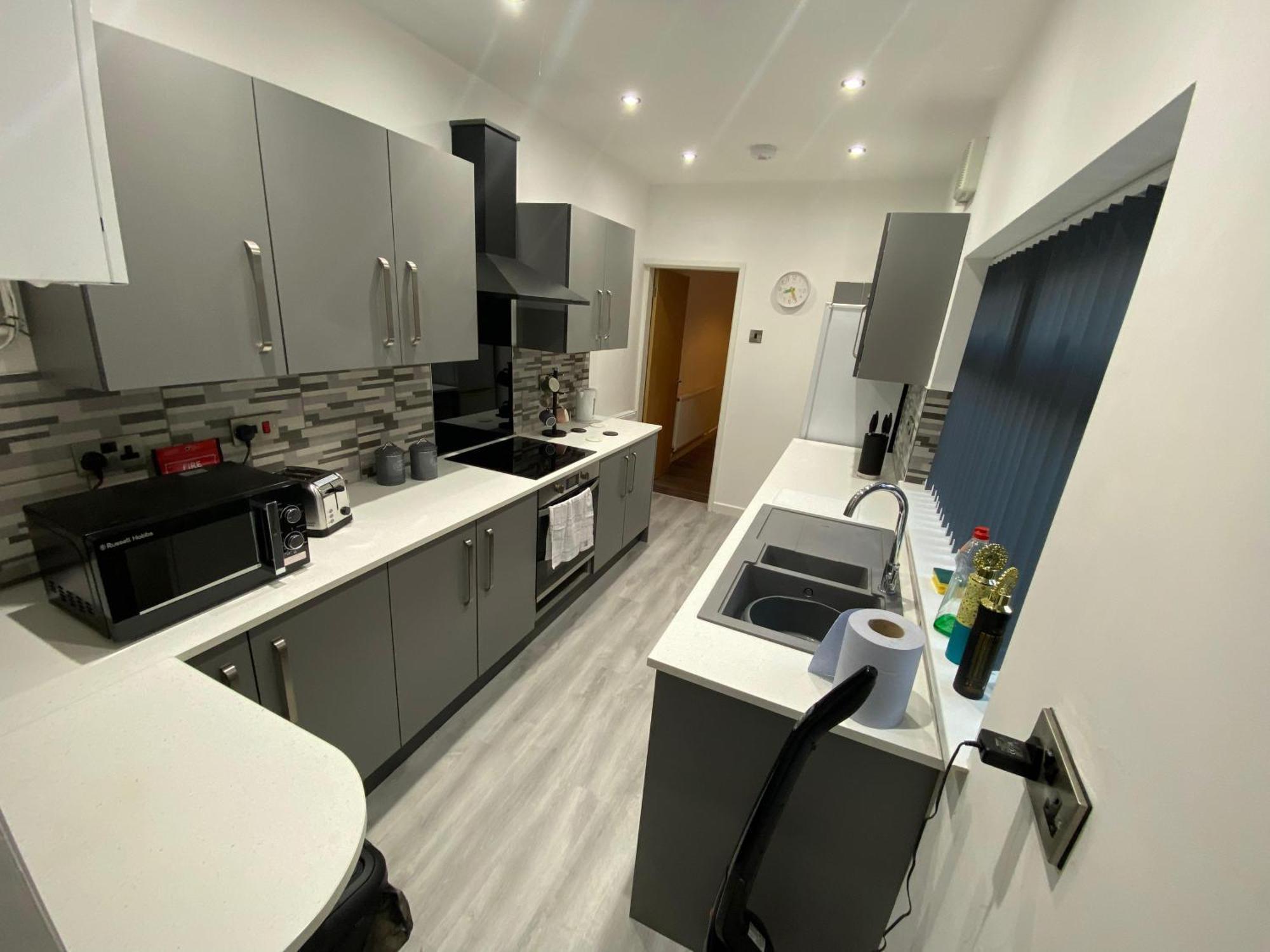 Houghton Guest House 2 Stoke-on-Trent エクステリア 写真